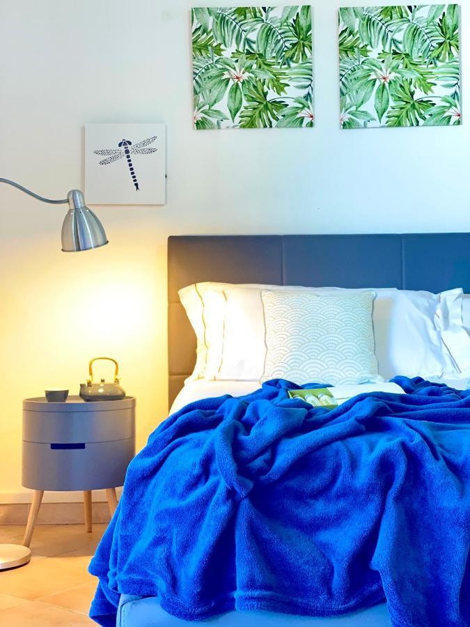 Homey Experience - Navy Sea View Apartments Olbia Chambre photo